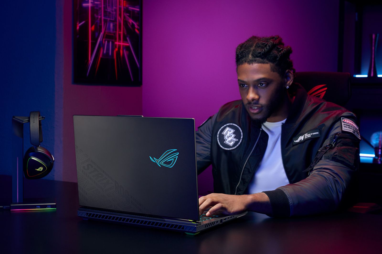 Case for ASUS ROG Strix G18 laptop