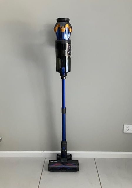 Buyers love that it stands on its own and is often compared to the Dyson.