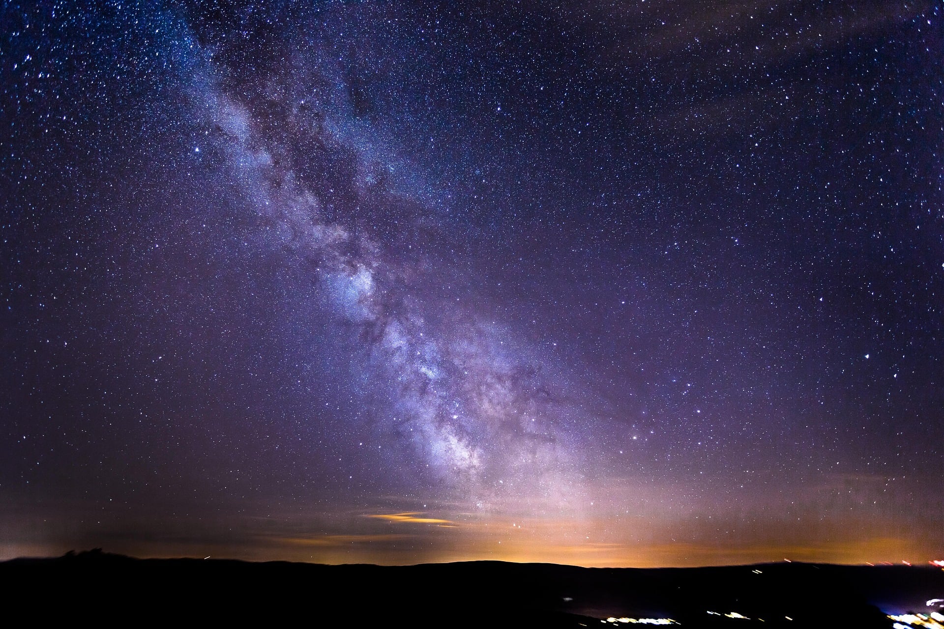 To better appreciate it, it is recommended to observe it in dark places, away from the light pollution of cities. (Reference photo: Pixabay)