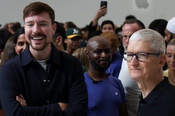 Cross-cultural collaboration and integration of diverse ideas drive innovation and global expansion of Apple in the technology sector (REUTERS/Manuel Orbegozo)